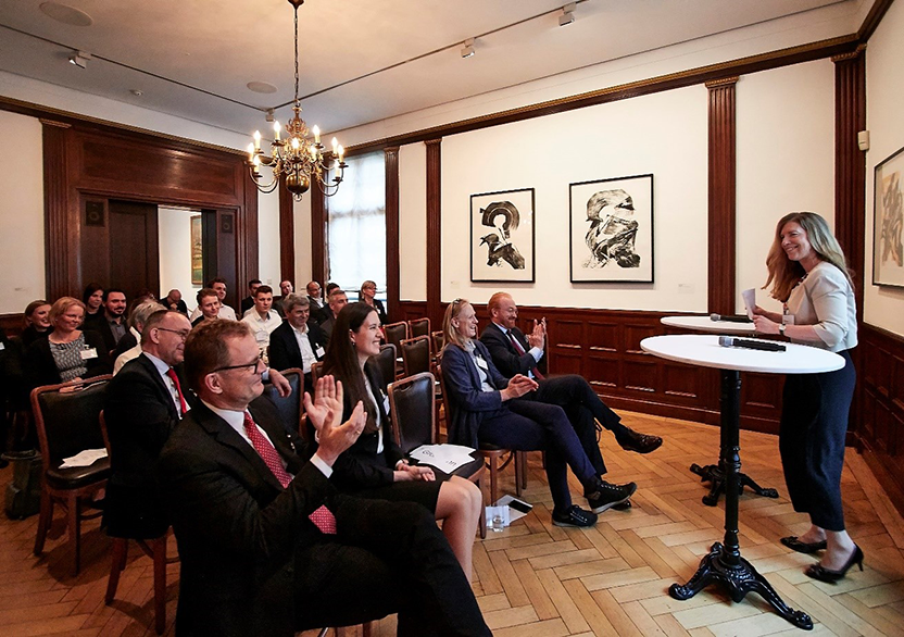 Studierende an der Goethe-Uni in Frankfurt gezielt mit dem eigenen ...