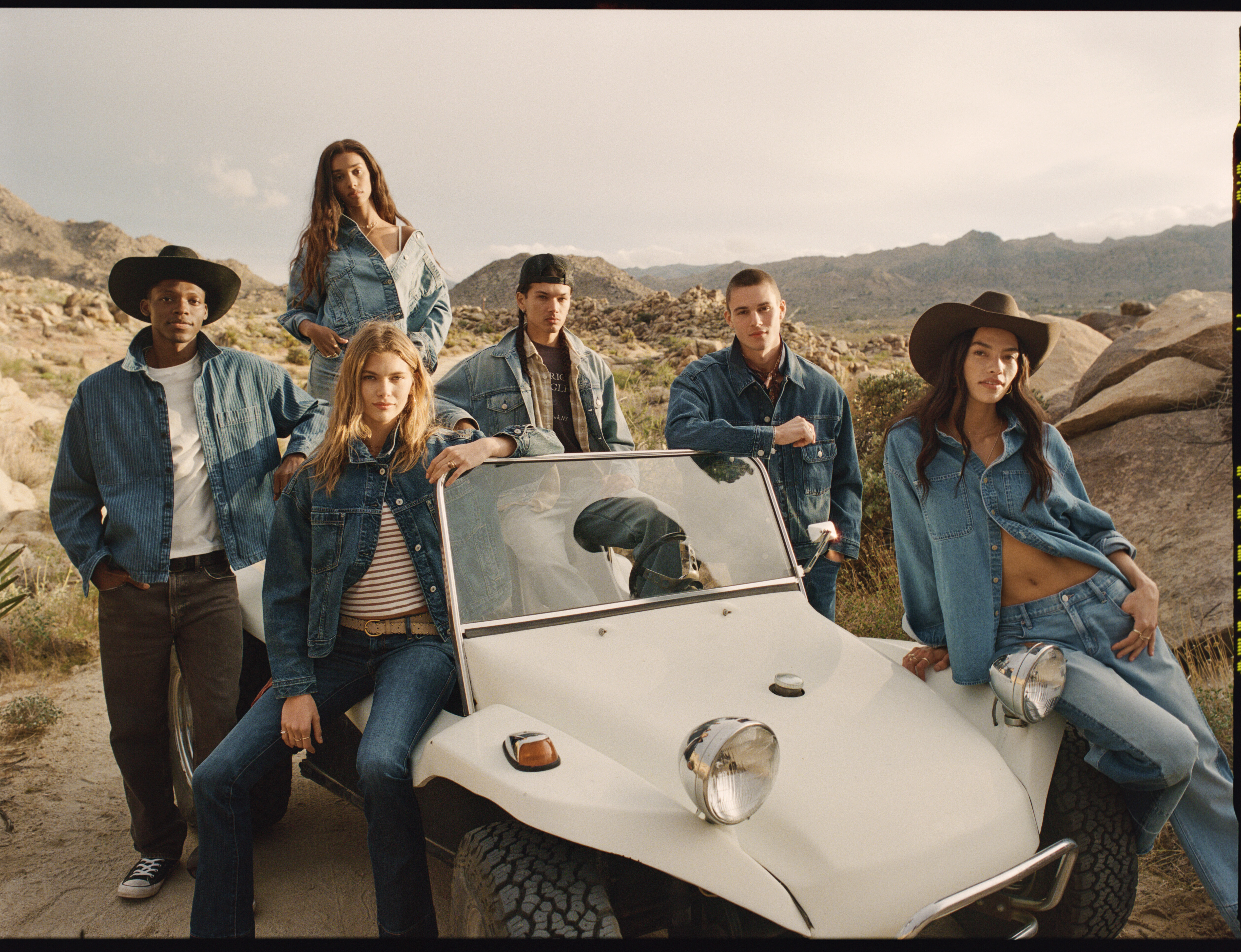 American Eagle Outfitters, Inc. - Welcome to American Eagle Jeans Country